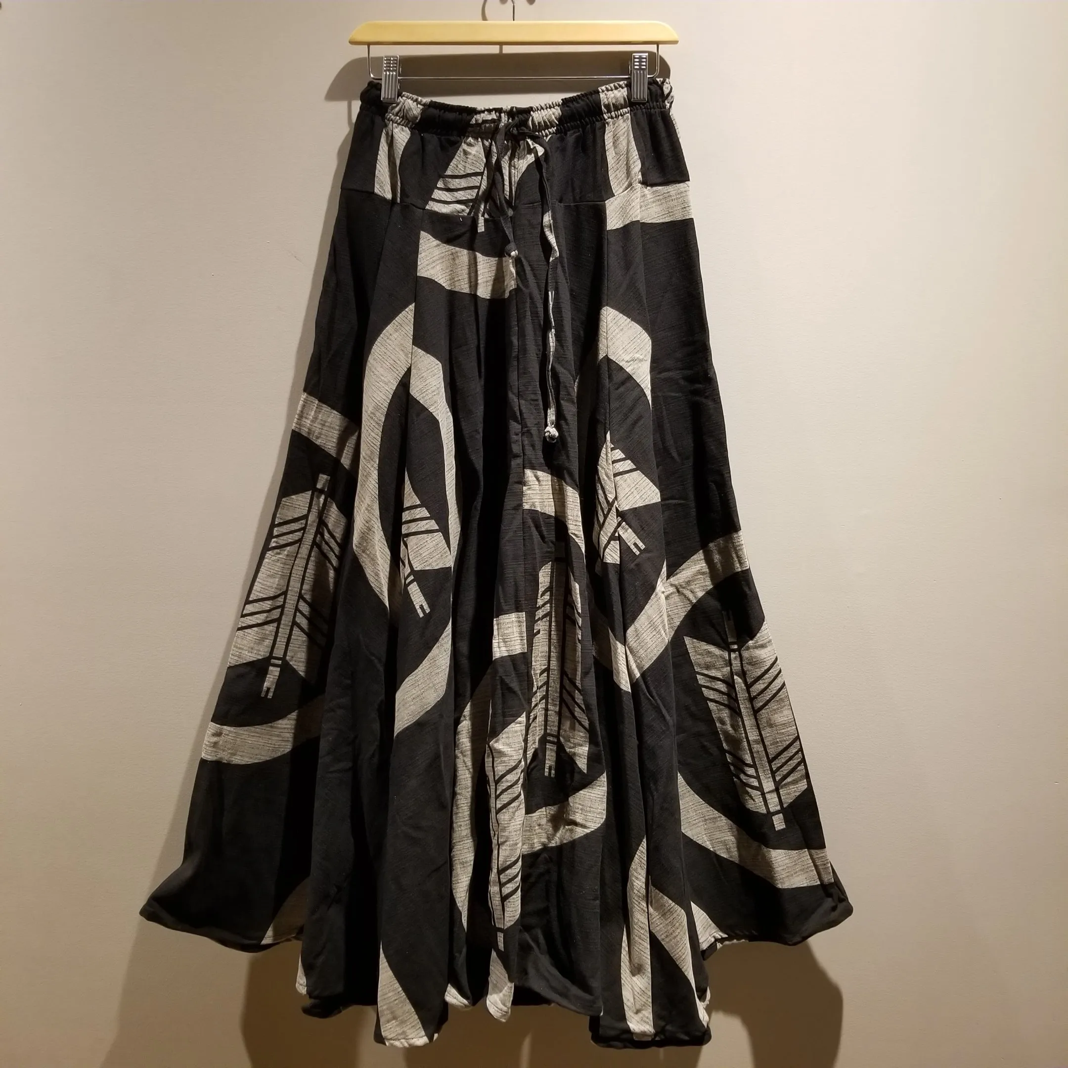 Arrow Crests Kamon 8 Panel Long Skirts