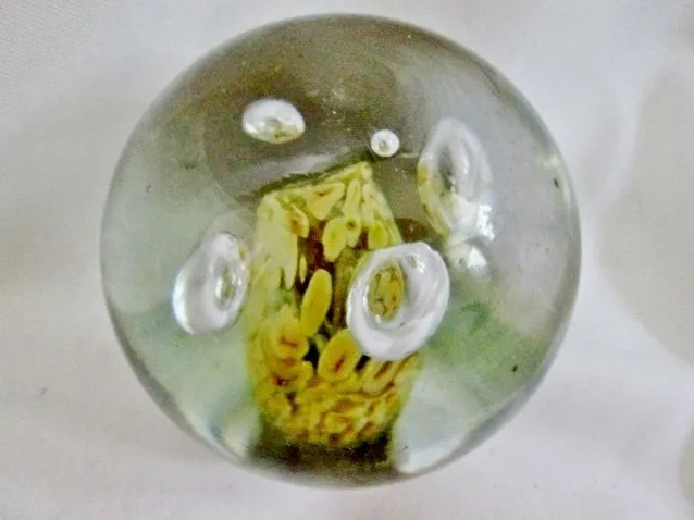 Handmade MILLEFIORI Art Glass Paperweight GLOBE Vintage CLEAR Cell Beige Bubble