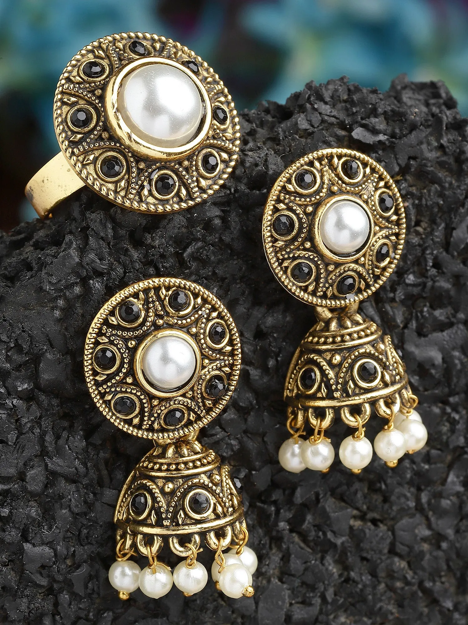 Karatcart Antique Gold Earrings with Ring Set for Women