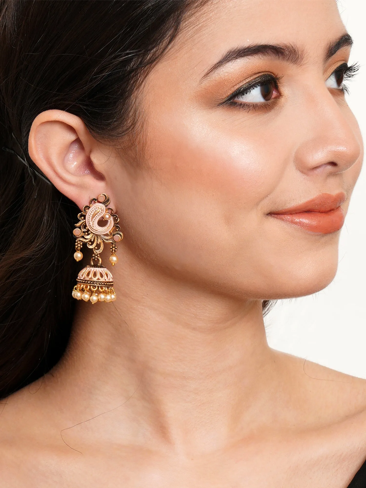 Karatcart Antique Gold Plated Peach Stone with Meena Jhumki Earrings for Women