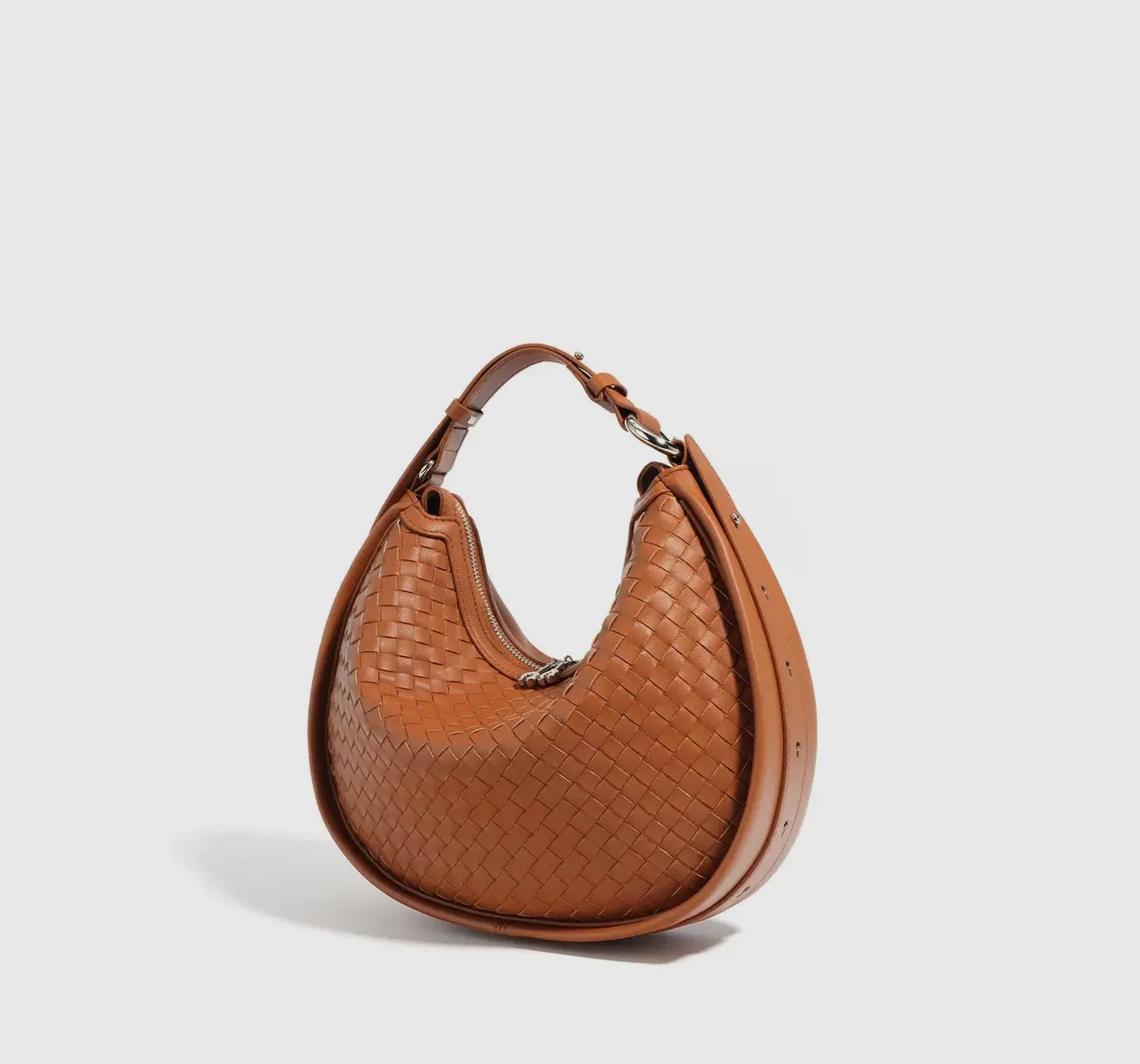 The EARTHA Woven Circle Bag